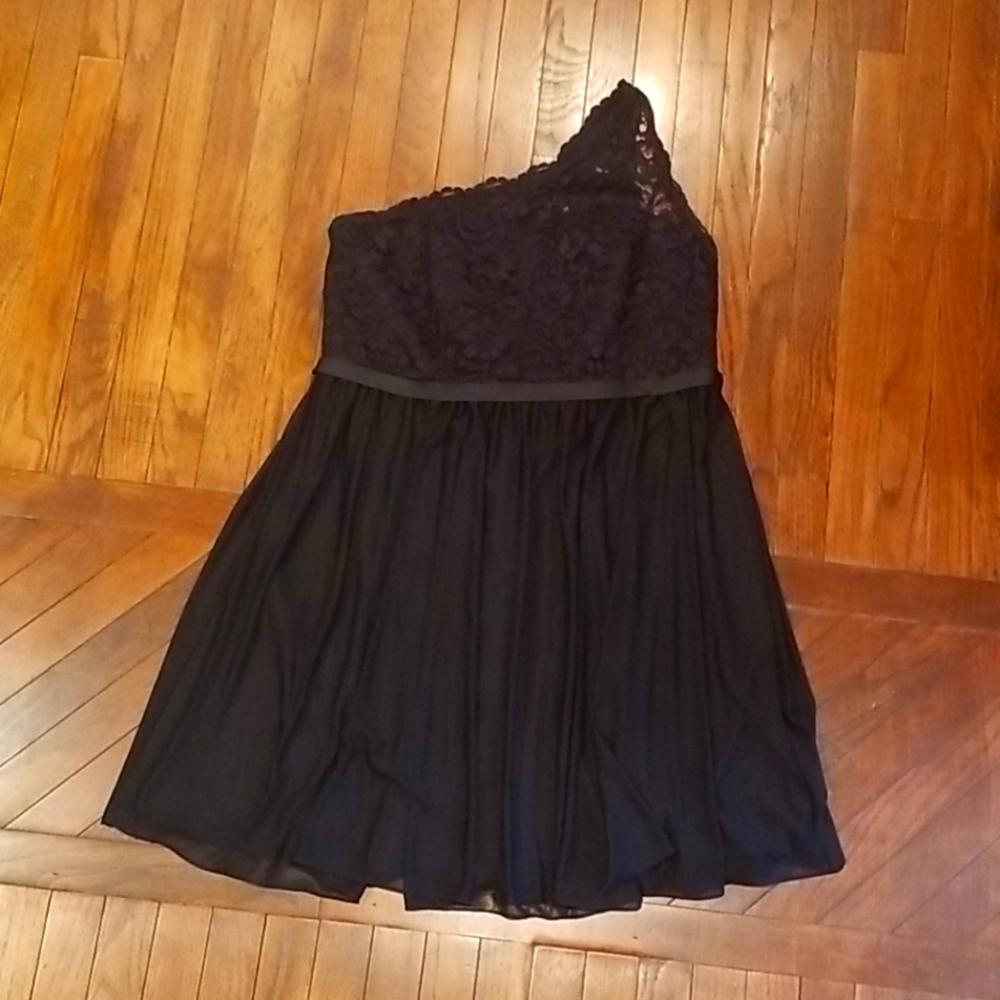 Black David's Bridal bridesmaid dress.